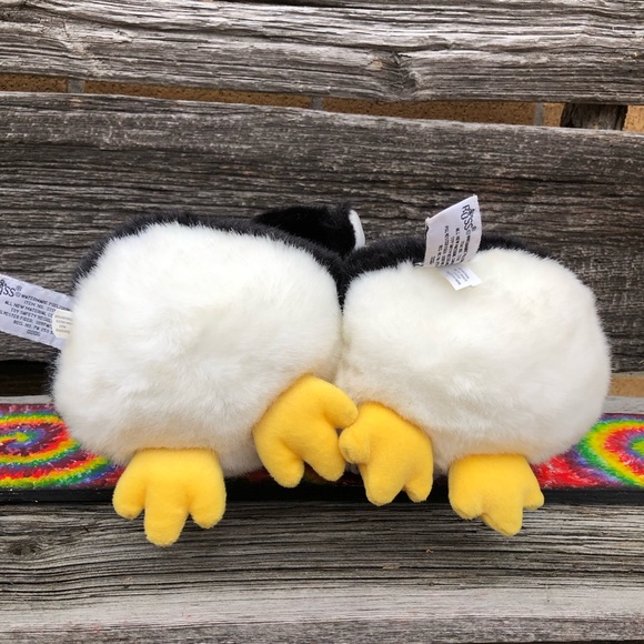 💙Pair of Penguins stuffed animal Plush Winter decor Tux Russ Berrie plushie 🖤 - Picture 6 of 14